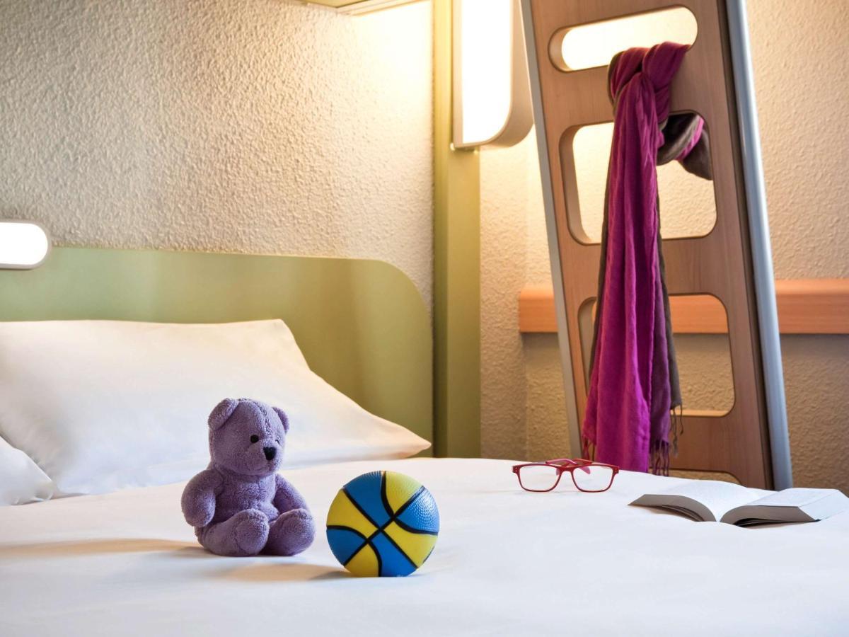 Ibis Budget Pontault Combault Rn4 Marne La Vallee Εξωτερικό φωτογραφία